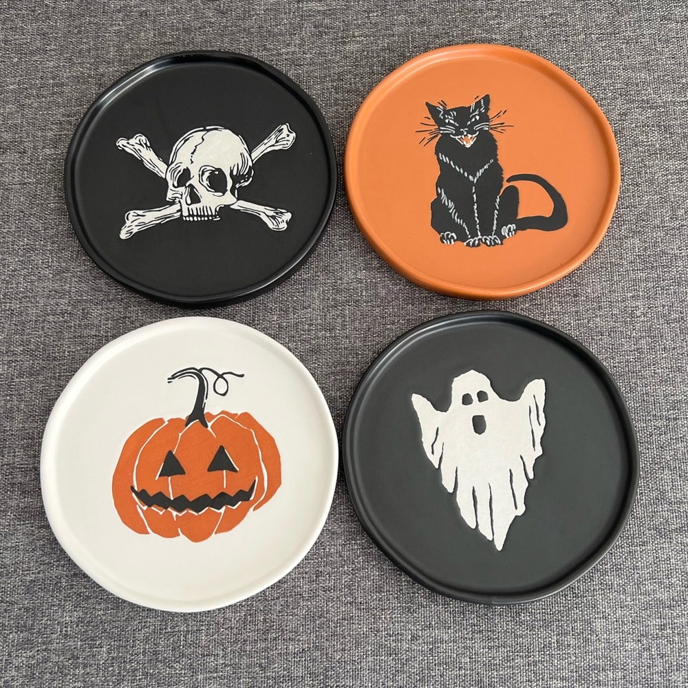 Target Threshold Halloween 2023 Small Plates Set of 4 Skull Cat Ghost Pumpkin